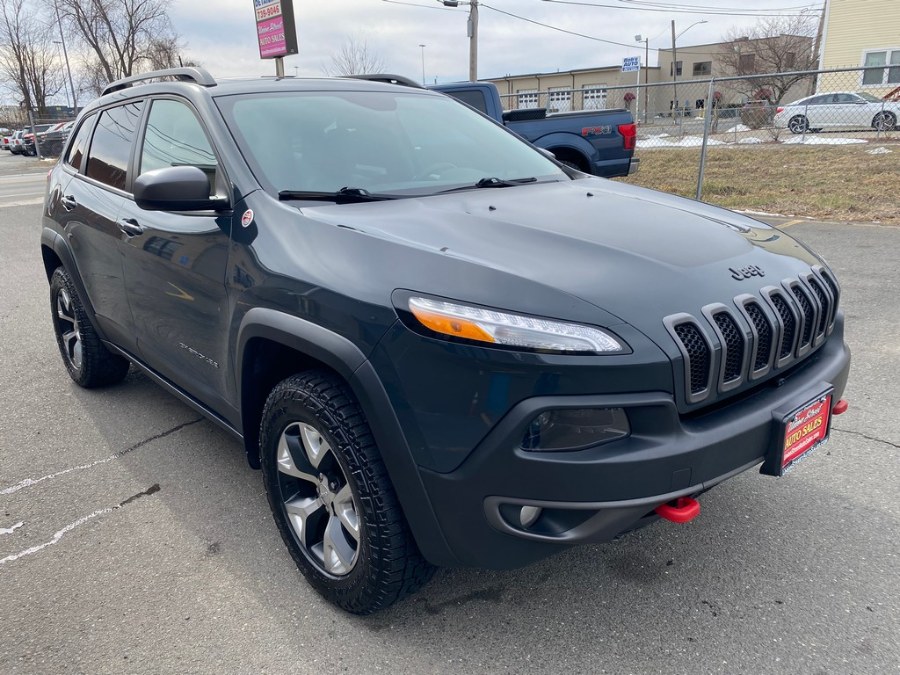 2016 Jeep Cherokee 4WD 4dr Trailhawk, available for sale in West Springfield, Massachusetts | Union Street Auto Sales. West Springfield, Massachusetts 2016 Jeep Cherokee 4WD 4dr Trailhawk, available for sale in West Springfield, Massachusetts | Union Street Auto Sales. West Springfield, Massachusetts