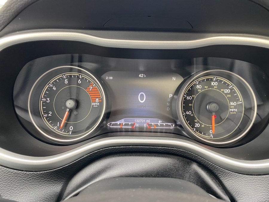 2016 Jeep Cherokee 4WD 4dr Trailhawk, available for sale in West Springfield, Massachusetts | Union Street Auto Sales. West Springfield, Massachusetts 2016 Jeep Cherokee 4WD 4dr Trailhawk, available for sale in West Springfield, Massachusetts | Union Street Auto Sales. West Springfield, Massachusetts