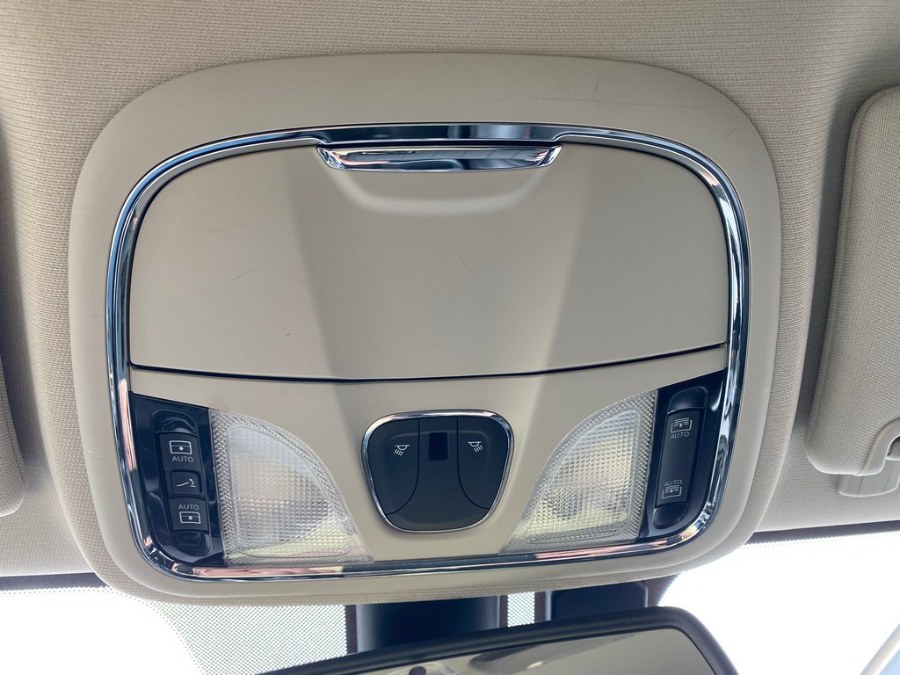 2016 Jeep Cherokee 4WD 4dr Trailhawk, available for sale in West Springfield, Massachusetts | Union Street Auto Sales. West Springfield, Massachusetts 2016 Jeep Cherokee 4WD 4dr Trailhawk, available for sale in West Springfield, Massachusetts | Union Street Auto Sales. West Springfield, Massachusetts