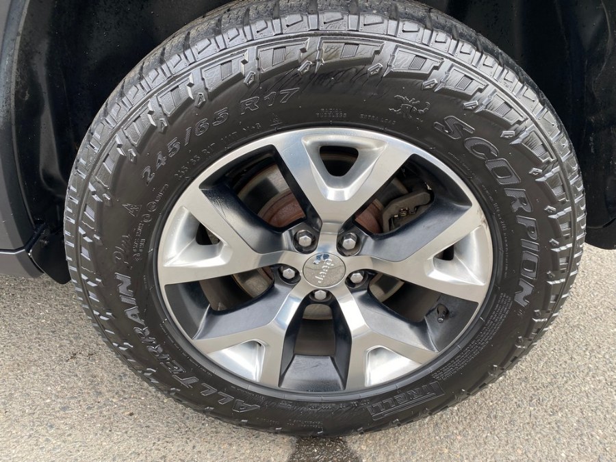 2016 Jeep Cherokee 4WD 4dr Trailhawk, available for sale in West Springfield, Massachusetts | Union Street Auto Sales. West Springfield, Massachusetts 2016 Jeep Cherokee 4WD 4dr Trailhawk, available for sale in West Springfield, Massachusetts | Union Street Auto Sales. West Springfield, Massachusetts