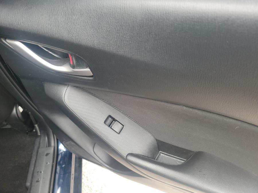 2014 Mazda Mazda3 4dr Sdn Auto i SV, available for sale in Philadelphia, Pennsylvania | Eugen's Auto Sales & Repairs. Philadelphia, Pennsylvania 2014 Mazda Mazda3 4dr Sdn Auto i SV, available for sale in Philadelphia, Pennsylvania | Eugen's Auto Sales & Repairs. Philadelphia, Pennsylvania