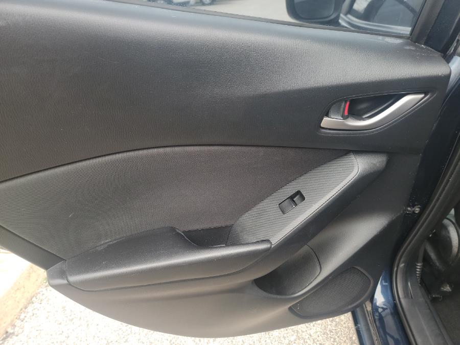 2014 Mazda Mazda3 4dr Sdn Auto i SV, available for sale in Philadelphia, Pennsylvania | Eugen's Auto Sales & Repairs. Philadelphia, Pennsylvania 2014 Mazda Mazda3 4dr Sdn Auto i SV, available for sale in Philadelphia, Pennsylvania | Eugen's Auto Sales & Repairs. Philadelphia, Pennsylvania