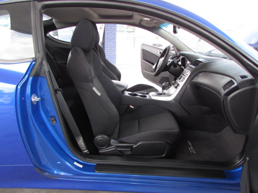 2010 Hyundai Genesis Coupe 2dr 2.0T Auto, available for sale in Orlando, Florida | VIP Auto Enterprise, Inc. Orlando, Florida 2010 Hyundai Genesis Coupe 2dr 2.0T Auto, available for sale in Orlando, Florida | VIP Auto Enterprise, Inc. Orlando, Florida