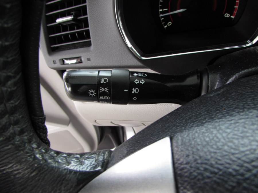 2012 Toyota Highlander FWD 4dr I4 SE (Natl), available for sale in Orlando, Florida | VIP Auto Enterprise, Inc. Orlando, Florida 2012 Toyota Highlander FWD 4dr I4 SE (Natl), available for sale in Orlando, Florida | VIP Auto Enterprise, Inc. Orlando, Florida