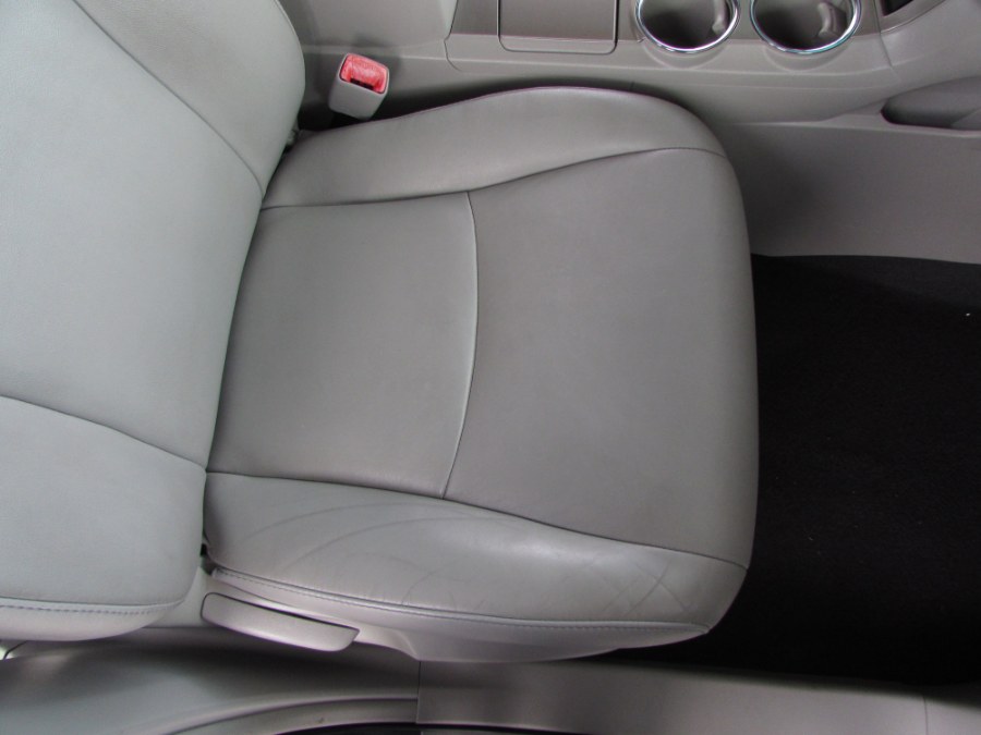 2012 Toyota Highlander FWD 4dr I4 SE (Natl), available for sale in Orlando, Florida | VIP Auto Enterprise, Inc. Orlando, Florida 2012 Toyota Highlander FWD 4dr I4 SE (Natl), available for sale in Orlando, Florida | VIP Auto Enterprise, Inc. Orlando, Florida