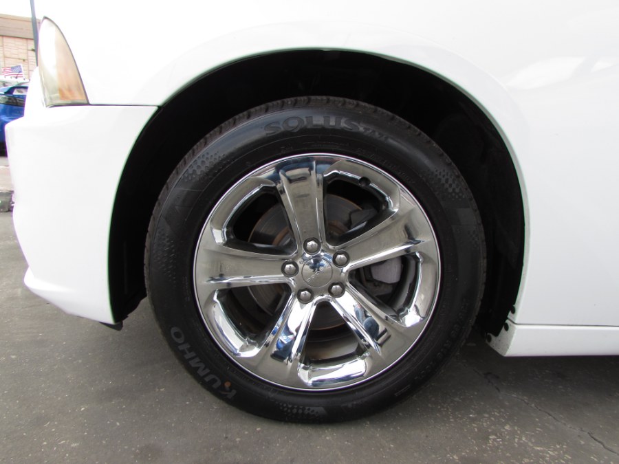 2011 Dodge Charger 4dr Sdn Rallye Plus RWD, available for sale in Orlando, Florida | VIP Auto Enterprise, Inc. Orlando, Florida 2011 Dodge Charger 4dr Sdn Rallye Plus RWD, available for sale in Orlando, Florida | VIP Auto Enterprise, Inc. Orlando, Florida