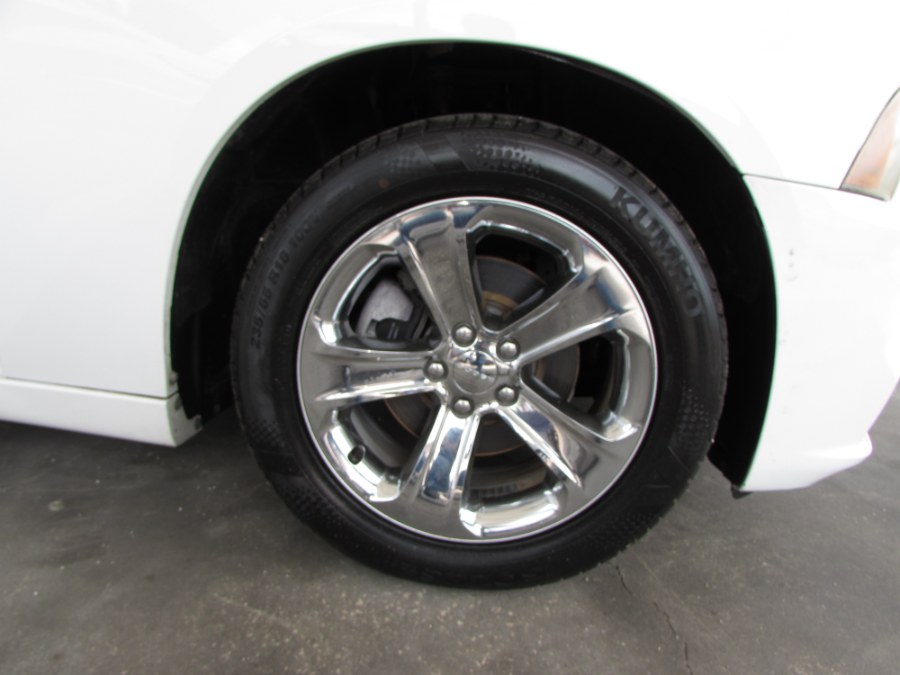 2011 Dodge Charger 4dr Sdn Rallye Plus RWD, available for sale in Orlando, Florida | VIP Auto Enterprise, Inc. Orlando, Florida 2011 Dodge Charger 4dr Sdn Rallye Plus RWD, available for sale in Orlando, Florida | VIP Auto Enterprise, Inc. Orlando, Florida
