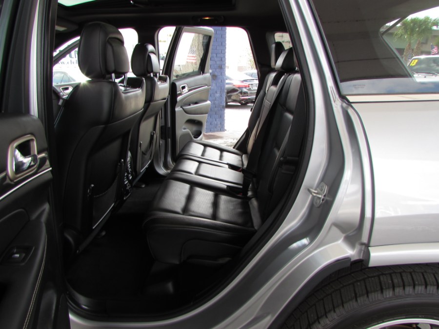 2015 Jeep Grand Cherokee 4WD 4dr Overland, available for sale in Orlando, Florida | VIP Auto Enterprise, Inc. Orlando, Florida 2015 Jeep Grand Cherokee 4WD 4dr Overland, available for sale in Orlando, Florida | VIP Auto Enterprise, Inc. Orlando, Florida