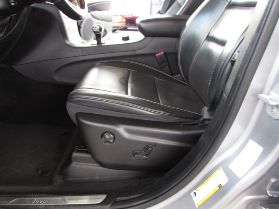 2015 Jeep Grand Cherokee 4WD 4dr Overland, available for sale in Orlando, Florida | VIP Auto Enterprise, Inc. Orlando, Florida 2015 Jeep Grand Cherokee 4WD 4dr Overland, available for sale in Orlando, Florida | VIP Auto Enterprise, Inc. Orlando, Florida