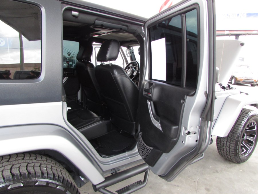 2013 Jeep Wrangler Unlimited 4WD 4dr Sahara, available for sale in Orlando, Florida | VIP Auto Enterprise, Inc. Orlando, Florida 2013 Jeep Wrangler Unlimited 4WD 4dr Sahara, available for sale in Orlando, Florida | VIP Auto Enterprise, Inc. Orlando, Florida