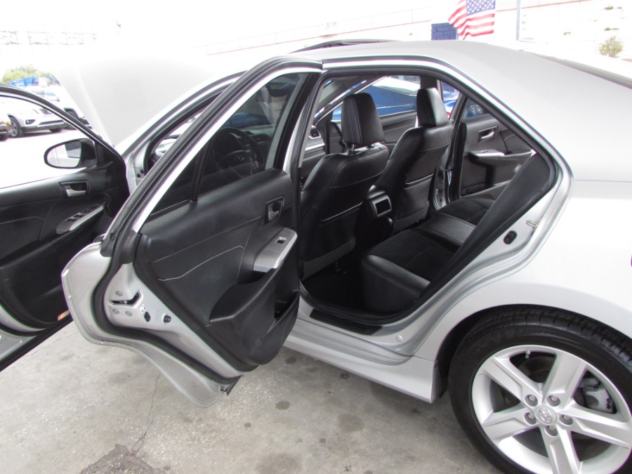 2014 Toyota Camry 2014.5 4dr Sdn I4 Auto SE (Natl), available for sale in Orlando, Florida | VIP Auto Enterprise, Inc. Orlando, Florida 2014 Toyota Camry 2014.5 4dr Sdn I4 Auto SE (Natl), available for sale in Orlando, Florida | VIP Auto Enterprise, Inc. Orlando, Florida