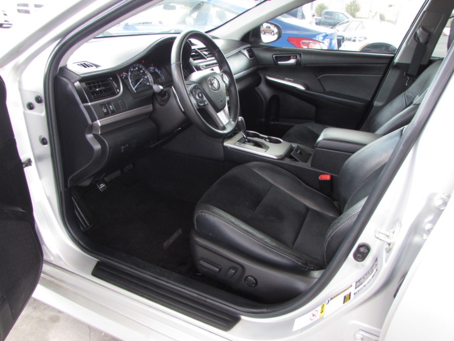 2014 Toyota Camry 2014.5 4dr Sdn I4 Auto SE (Natl), available for sale in Orlando, Florida | VIP Auto Enterprise, Inc. Orlando, Florida 2014 Toyota Camry 2014.5 4dr Sdn I4 Auto SE (Natl), available for sale in Orlando, Florida | VIP Auto Enterprise, Inc. Orlando, Florida