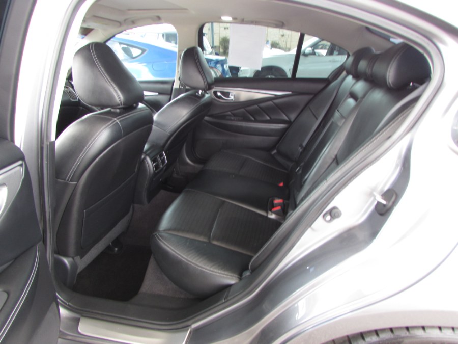 2015 Infiniti Q50 4dr Sdn Premium RWD, available for sale in Orlando, Florida | VIP Auto Enterprise, Inc. Orlando, Florida 2015 Infiniti Q50 4dr Sdn Premium RWD, available for sale in Orlando, Florida | VIP Auto Enterprise, Inc. Orlando, Florida