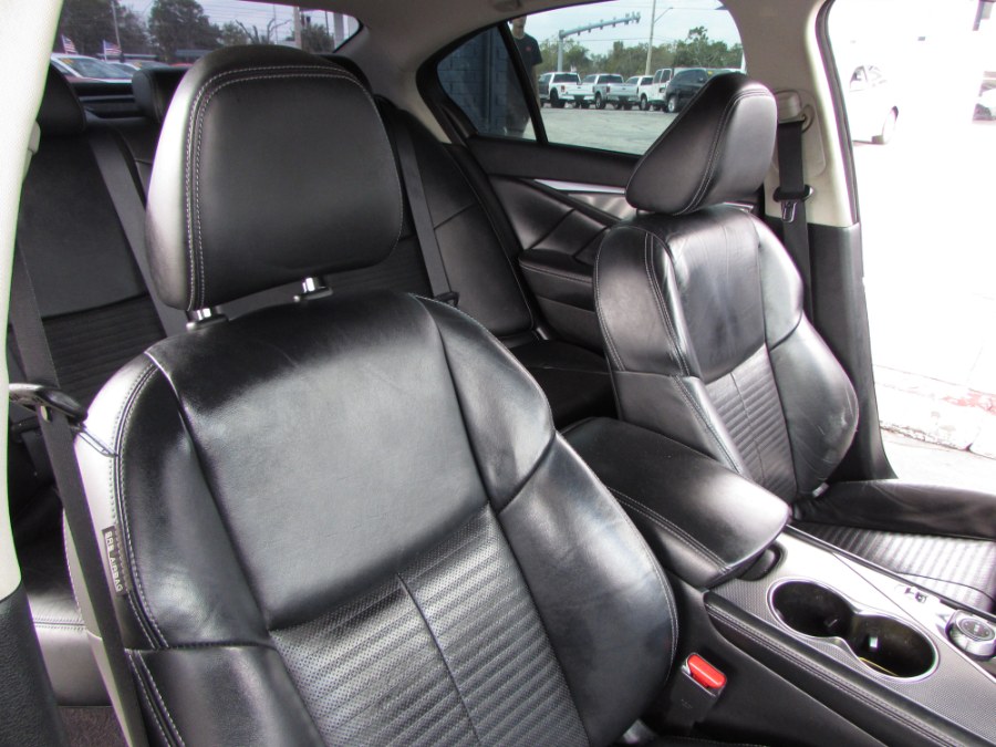 2015 Infiniti Q50 4dr Sdn Premium RWD, available for sale in Orlando, Florida | VIP Auto Enterprise, Inc. Orlando, Florida 2015 Infiniti Q50 4dr Sdn Premium RWD, available for sale in Orlando, Florida | VIP Auto Enterprise, Inc. Orlando, Florida