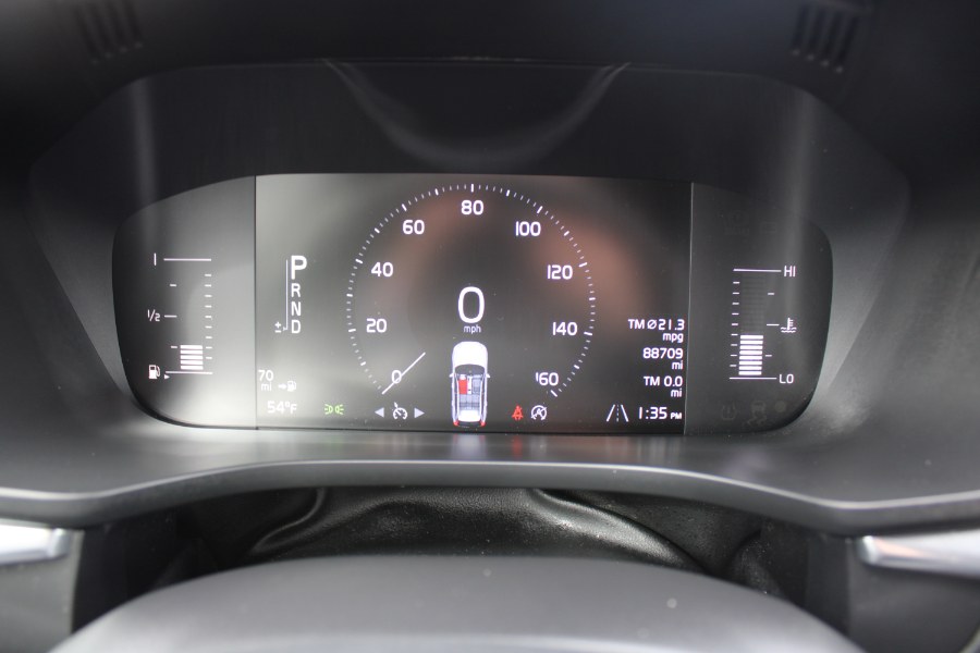 2018 Volvo XC60 T6 AWD Momentum, available for sale in Plantsville, Connecticut | Auto House of Luxury. Plantsville, Connecticut 2018 Volvo XC60 T6 AWD Momentum, available for sale in Plantsville, Connecticut | Auto House of Luxury. Plantsville, Connecticut