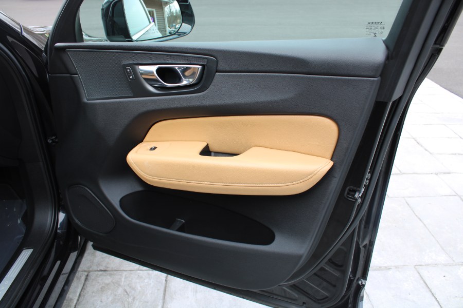 2018 Volvo XC60 T6 AWD Momentum, available for sale in Plantsville, Connecticut | Auto House of Luxury. Plantsville, Connecticut 2018 Volvo XC60 T6 AWD Momentum, available for sale in Plantsville, Connecticut | Auto House of Luxury. Plantsville, Connecticut