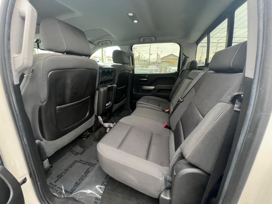 2014 Chevrolet Silverado 1500 4WD Crew Cab 153.0" LT w/1LT, available for sale in Lodi, New Jersey | Route 46 Auto Sales Inc. Lodi, New Jersey 2014 Chevrolet Silverado 1500 4WD Crew Cab 153.0" LT w/1LT, available for sale in Lodi, New Jersey | Route 46 Auto Sales Inc. Lodi, New Jersey