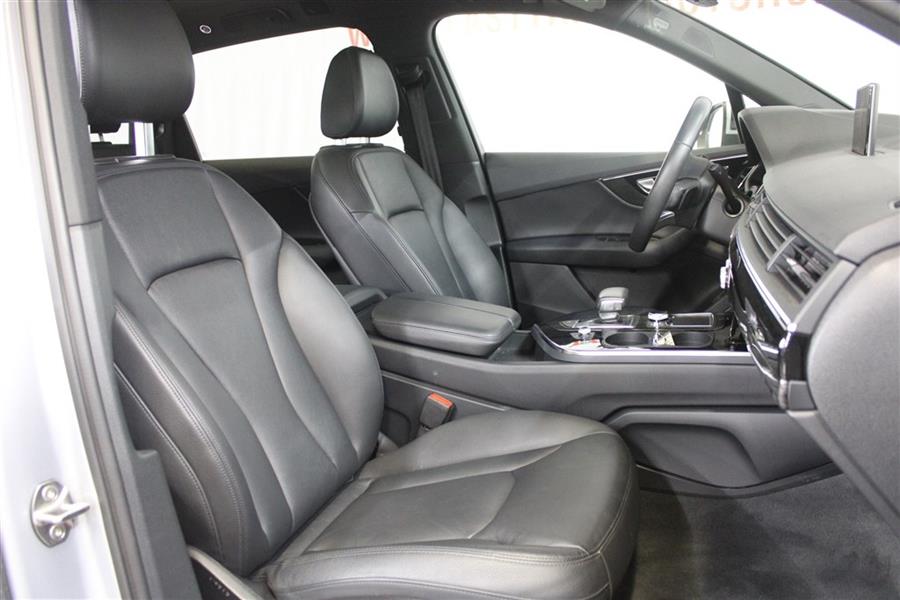 2018 Audi Q7 PREMIUM PLUS, available for sale in Paterson, New Jersey | Fast Track Motors. Paterson, New Jersey 2018 Audi Q7 PREMIUM PLUS, available for sale in Paterson, New Jersey | Fast Track Motors. Paterson, New Jersey