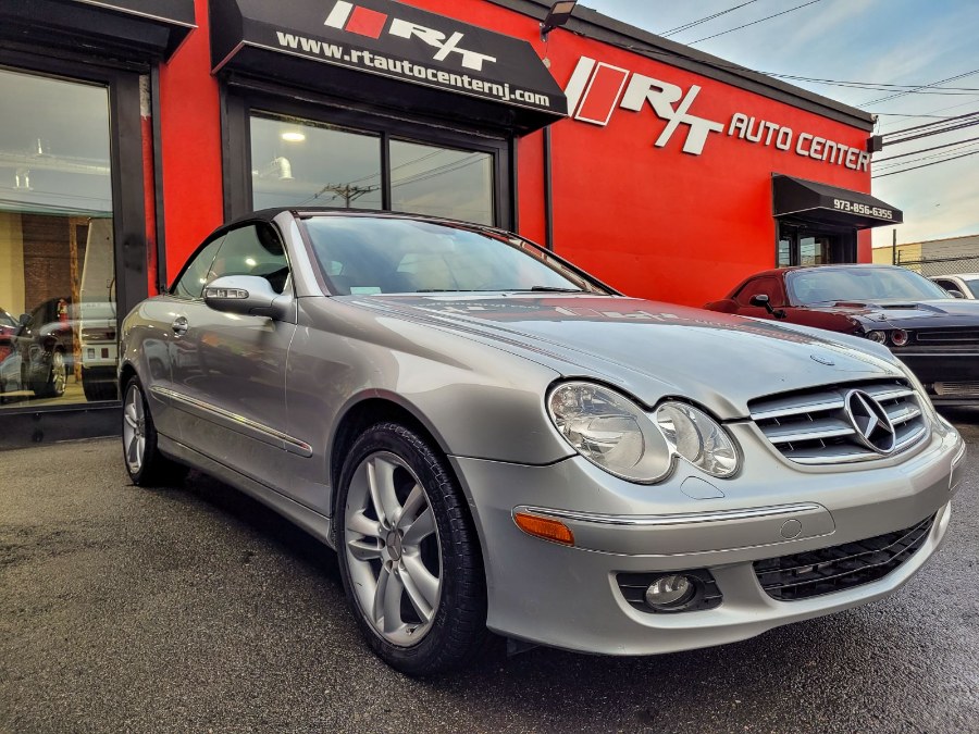 2007 Mercedes-Benz CLK-Class 2dr Cabriolet 3.5L, available for sale in Newark, New Jersey | RT Auto Center LLC. Newark, New Jersey