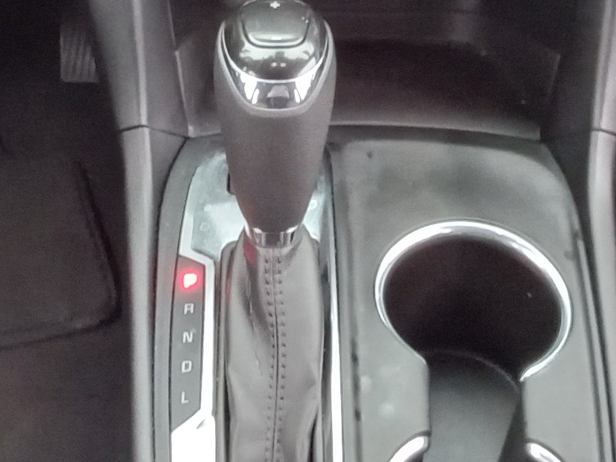 2020 Chevrolet Equinox AWD 4dr LT w/1LT, available for sale in Irvington, New Jersey | NJ Used Cars Center. Irvington, New Jersey 2020 Chevrolet Equinox AWD 4dr LT w/1LT, available for sale in Irvington, New Jersey | NJ Used Cars Center. Irvington, New Jersey