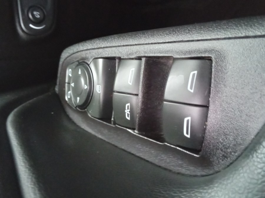 2020 Chevrolet Equinox AWD 4dr LT w/1LT, available for sale in Irvington, New Jersey | NJ Used Cars Center. Irvington, New Jersey 2020 Chevrolet Equinox AWD 4dr LT w/1LT, available for sale in Irvington, New Jersey | NJ Used Cars Center. Irvington, New Jersey