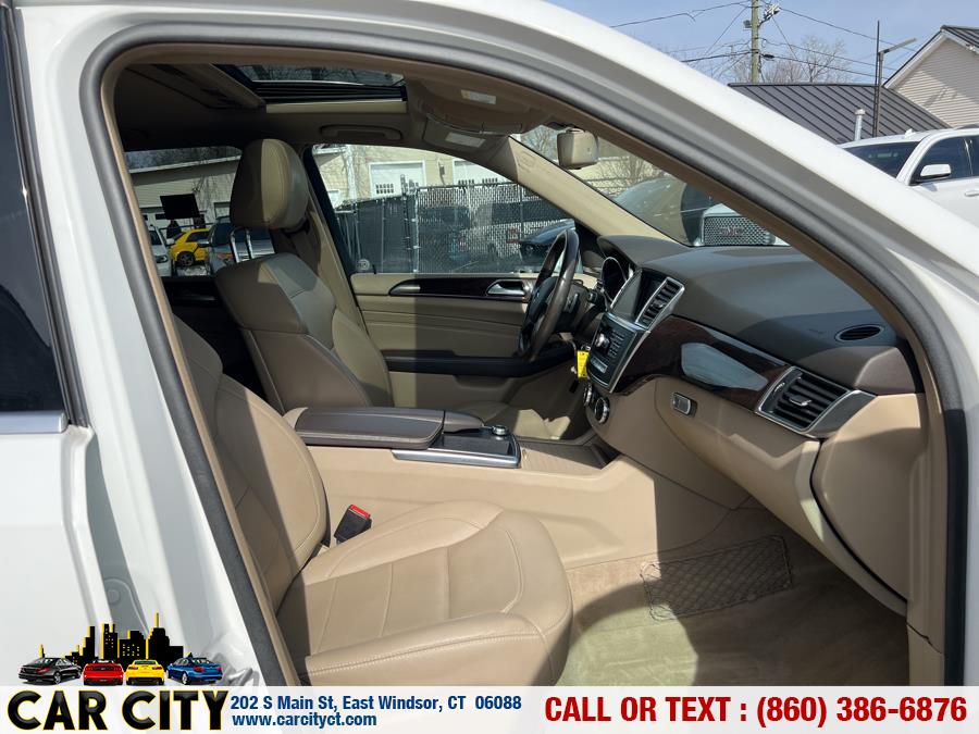 2014 Mercedes-Benz M-Class 4MATIC 4dr ML350, available for sale in East Windsor, Connecticut | Car City LLC. East Windsor, Connecticut 2014 Mercedes-Benz M-Class 4MATIC 4dr ML350, available for sale in East Windsor, Connecticut | Car City LLC. East Windsor, Connecticut