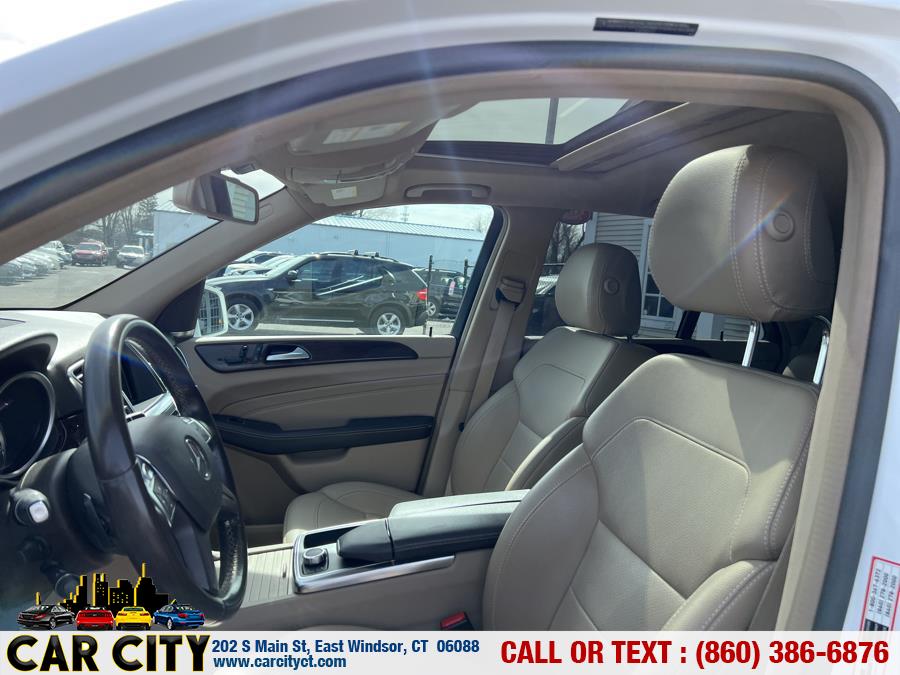 2014 Mercedes-Benz M-Class 4MATIC 4dr ML350, available for sale in East Windsor, Connecticut | Car City LLC. East Windsor, Connecticut 2014 Mercedes-Benz M-Class 4MATIC 4dr ML350, available for sale in East Windsor, Connecticut | Car City LLC. East Windsor, Connecticut