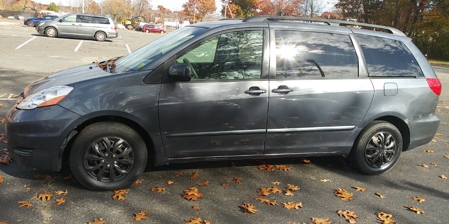 2007 Toyota Sienna 5dr 7-Passenger Van CE FWD (Natl), available for sale in South Hadley, Massachusetts | Payless Auto Sale. South Hadley, Massachusetts 2007 Toyota Sienna 5dr 7-Passenger Van CE FWD (Natl), available for sale in South Hadley, Massachusetts | Payless Auto Sale. South Hadley, Massachusetts