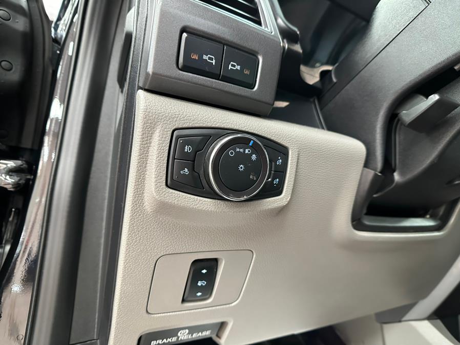 2019 Ford Super Duty F-250 SRW XLT 4WD Crew Cab 6.75'' Box, available for sale in Massapequa Park, New York | Power Motors East. Massapequa Park, New York 2019 Ford Super Duty F-250 SRW XLT 4WD Crew Cab 6.75'' Box, available for sale in Massapequa Park, New York | Power Motors East. Massapequa Park, New York