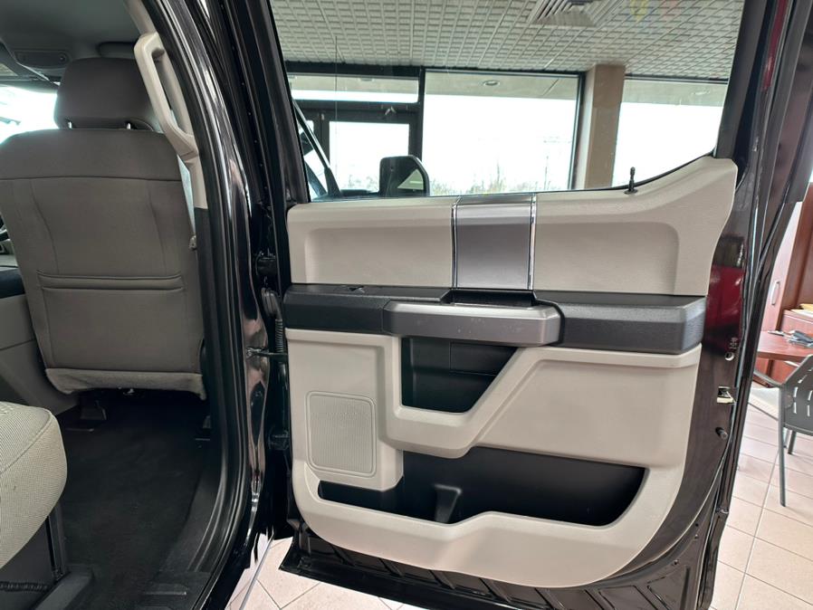 2019 Ford Super Duty F-250 SRW XLT 4WD Crew Cab 6.75'' Box, available for sale in Massapequa Park, New York | Power Motors East. Massapequa Park, New York 2019 Ford Super Duty F-250 SRW XLT 4WD Crew Cab 6.75'' Box, available for sale in Massapequa Park, New York | Power Motors East. Massapequa Park, New York