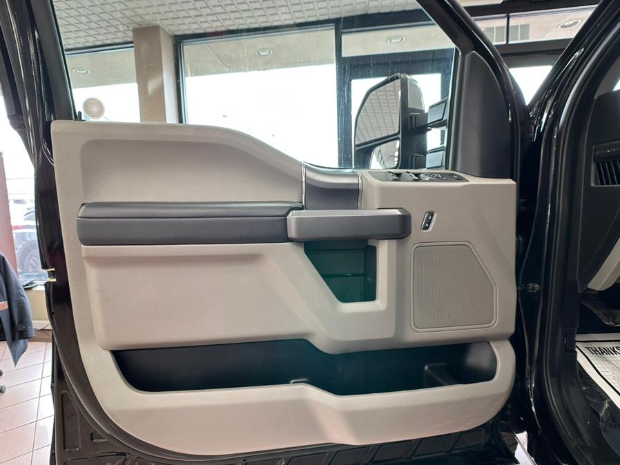 2019 Ford Super Duty F-250 SRW XLT 4WD Crew Cab 6.75'' Box, available for sale in Massapequa Park, New York | Power Motors East. Massapequa Park, New York 2019 Ford Super Duty F-250 SRW XLT 4WD Crew Cab 6.75'' Box, available for sale in Massapequa Park, New York | Power Motors East. Massapequa Park, New York
