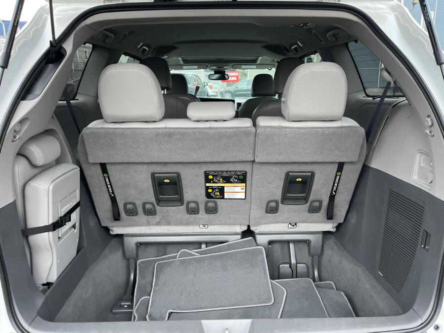 2020 Toyota Sienna XLE Premium FWD 8-Passenger (Natl), available for sale in Irvington , New Jersey | Auto Haus of Irvington Corp. Irvington , New Jersey 2020 Toyota Sienna XLE Premium FWD 8-Passenger (Natl), available for sale in Irvington , New Jersey | Auto Haus of Irvington Corp. Irvington , New Jersey