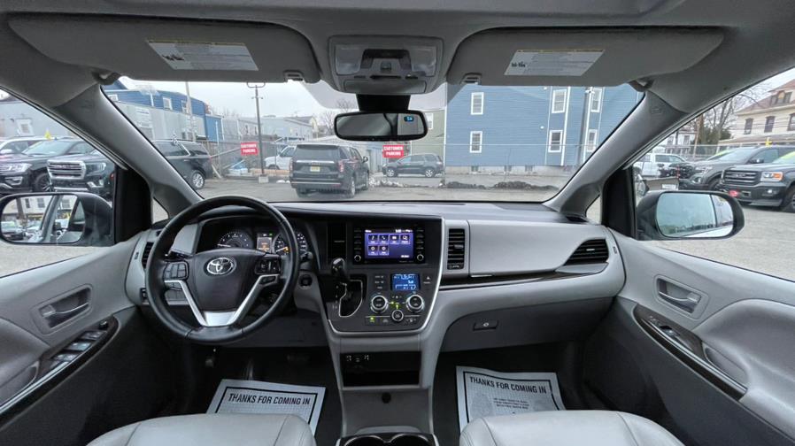 2020 Toyota Sienna XLE Premium FWD 8-Passenger (Natl), available for sale in Irvington , New Jersey | Auto Haus of Irvington Corp. Irvington , New Jersey 2020 Toyota Sienna XLE Premium FWD 8-Passenger (Natl), available for sale in Irvington , New Jersey | Auto Haus of Irvington Corp. Irvington , New Jersey
