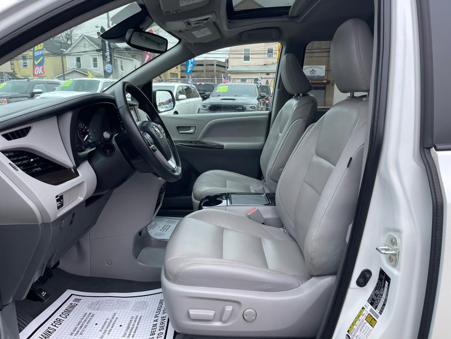 2020 Toyota Sienna XLE Premium FWD 8-Passenger (Natl), available for sale in Irvington , New Jersey | Auto Haus of Irvington Corp. Irvington , New Jersey 2020 Toyota Sienna XLE Premium FWD 8-Passenger (Natl), available for sale in Irvington , New Jersey | Auto Haus of Irvington Corp. Irvington , New Jersey