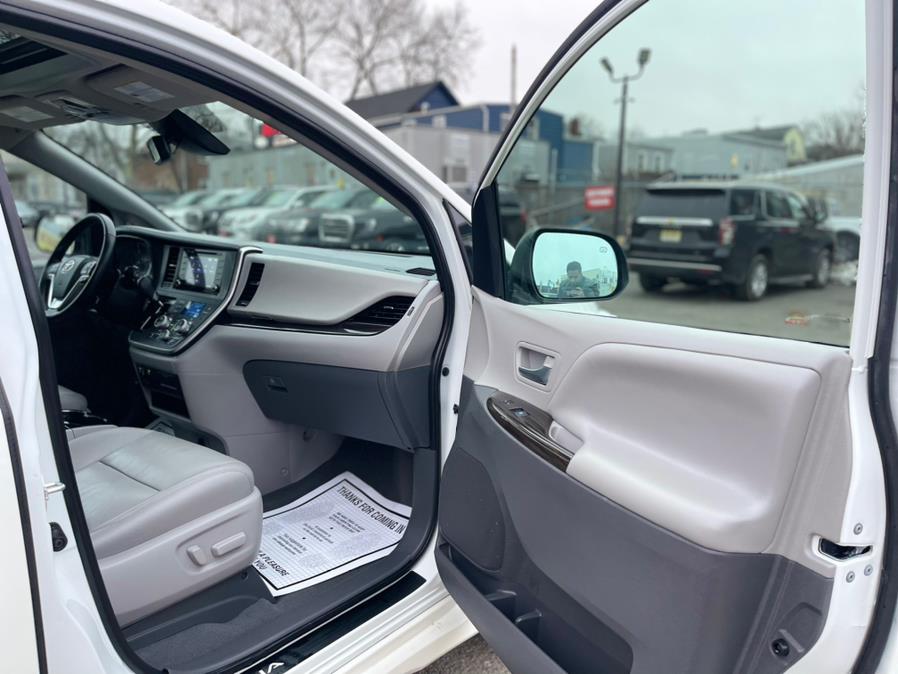 2020 Toyota Sienna XLE Premium FWD 8-Passenger (Natl), available for sale in Irvington , New Jersey | Auto Haus of Irvington Corp. Irvington , New Jersey 2020 Toyota Sienna XLE Premium FWD 8-Passenger (Natl), available for sale in Irvington , New Jersey | Auto Haus of Irvington Corp. Irvington , New Jersey