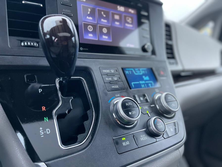 2020 Toyota Sienna XLE Premium FWD 8-Passenger (Natl), available for sale in Irvington , New Jersey | Auto Haus of Irvington Corp. Irvington , New Jersey 2020 Toyota Sienna XLE Premium FWD 8-Passenger (Natl), available for sale in Irvington , New Jersey | Auto Haus of Irvington Corp. Irvington , New Jersey