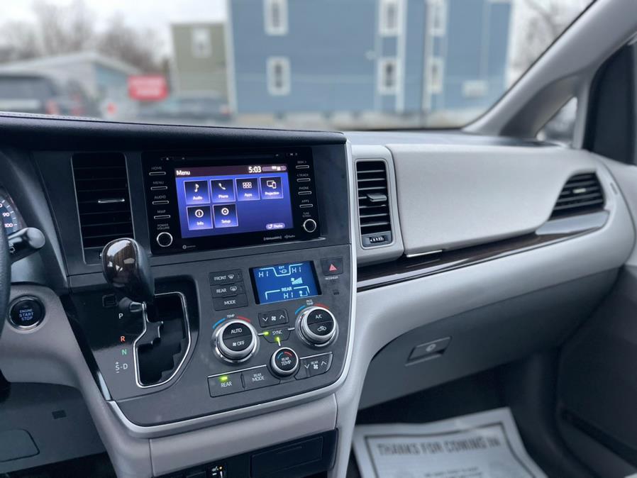 2020 Toyota Sienna XLE Premium FWD 8-Passenger (Natl), available for sale in Irvington , New Jersey | Auto Haus of Irvington Corp. Irvington , New Jersey 2020 Toyota Sienna XLE Premium FWD 8-Passenger (Natl), available for sale in Irvington , New Jersey | Auto Haus of Irvington Corp. Irvington , New Jersey