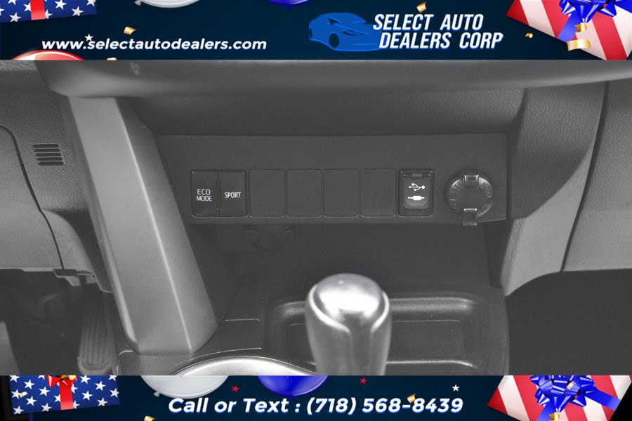 2018 Toyota RAV4 XLE AWD (Natl), available for sale in Brooklyn, New York | Select Auto Dealers Corp. Brooklyn, New York 2018 Toyota RAV4 XLE AWD (Natl), available for sale in Brooklyn, New York | Select Auto Dealers Corp. Brooklyn, New York
