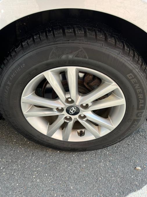 2016 Hyundai Sonata 4dr Sdn 1.6T Eco w/Tire Kit, available for sale in New Britain, Connecticut | Supreme Automotive. New Britain, Connecticut 2016 Hyundai Sonata 4dr Sdn 1.6T Eco w/Tire Kit, available for sale in New Britain, Connecticut | Supreme Automotive. New Britain, Connecticut