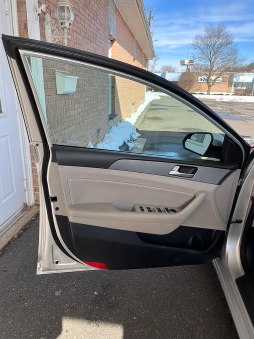 2016 Hyundai Sonata 4dr Sdn 1.6T Eco w/Tire Kit, available for sale in New Britain, Connecticut | Supreme Automotive. New Britain, Connecticut 2016 Hyundai Sonata 4dr Sdn 1.6T Eco w/Tire Kit, available for sale in New Britain, Connecticut | Supreme Automotive. New Britain, Connecticut