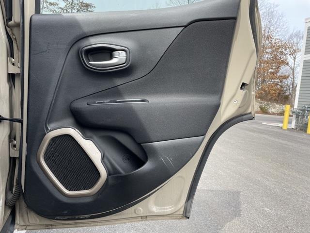 2015 Jeep Renegade Latitude, available for sale in Brookfield, Connecticut | Blasius Federal Road. Brookfield, Connecticut 2015 Jeep Renegade Latitude, available for sale in Brookfield, Connecticut | Blasius Federal Road. Brookfield, Connecticut