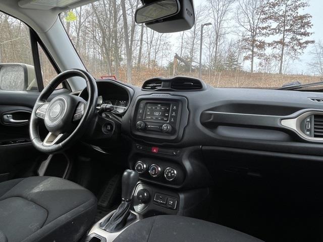 2015 Jeep Renegade Latitude, available for sale in Brookfield, Connecticut | Blasius Federal Road. Brookfield, Connecticut 2015 Jeep Renegade Latitude, available for sale in Brookfield, Connecticut | Blasius Federal Road. Brookfield, Connecticut