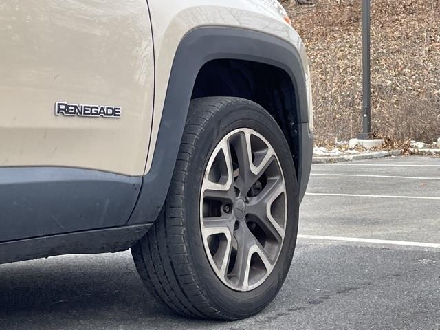 2015 Jeep Renegade Latitude, available for sale in Brookfield, Connecticut | Blasius Federal Road. Brookfield, Connecticut 2015 Jeep Renegade Latitude, available for sale in Brookfield, Connecticut | Blasius Federal Road. Brookfield, Connecticut