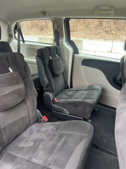 2016 Dodge Grand Caravan 4dr Wgn SE Plus, available for sale in Garfield, New Jersey | Mikes Auto Sales LLC. Garfield, New Jersey 2016 Dodge Grand Caravan 4dr Wgn SE Plus, available for sale in Garfield, New Jersey | Mikes Auto Sales LLC. Garfield, New Jersey