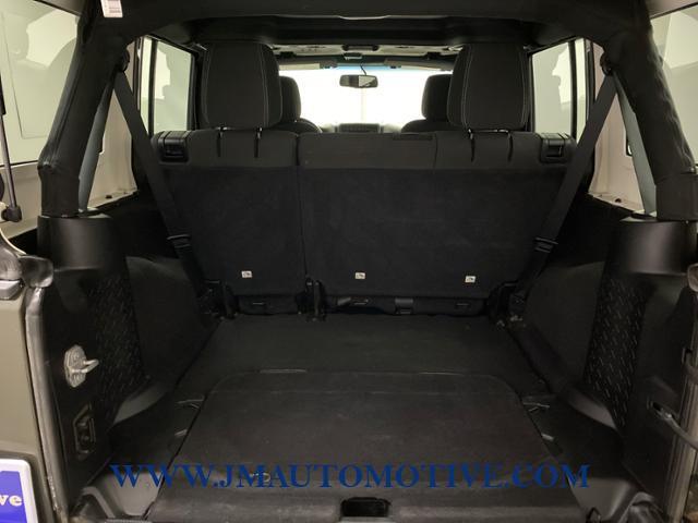 2016 Jeep Wrangler Unlimited 4WD 4dr Sahara, available for sale in Naugatuck, Connecticut | J&M Automotive Sls&Svc LLC. Naugatuck, Connecticut 2016 Jeep Wrangler Unlimited 4WD 4dr Sahara, available for sale in Naugatuck, Connecticut | J&M Automotive Sls&Svc LLC. Naugatuck, Connecticut