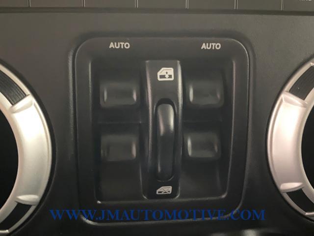 2016 Jeep Wrangler Unlimited 4WD 4dr Sahara, available for sale in Naugatuck, Connecticut | J&M Automotive Sls&Svc LLC. Naugatuck, Connecticut 2016 Jeep Wrangler Unlimited 4WD 4dr Sahara, available for sale in Naugatuck, Connecticut | J&M Automotive Sls&Svc LLC. Naugatuck, Connecticut