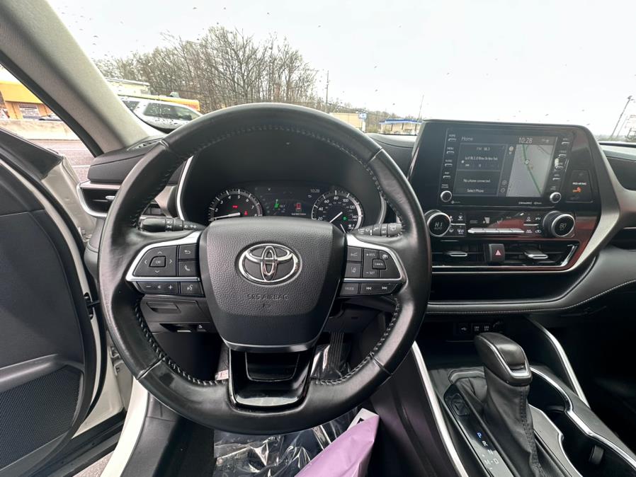 2021 Toyota Highlander XLE AWD (Natl), available for sale in Bloomingdale, New Jersey | Bloomingdale Auto Group. Bloomingdale, New Jersey 2021 Toyota Highlander XLE AWD (Natl), available for sale in Bloomingdale, New Jersey | Bloomingdale Auto Group. Bloomingdale, New Jersey