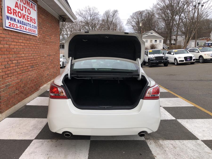 2013 Nissan Altima 4dr Sedan 2.5 S, available for sale in Waterbury, Connecticut | National Auto Brokers, Inc.. Waterbury, Connecticut 2013 Nissan Altima 4dr Sedan 2.5 S, available for sale in Waterbury, Connecticut | National Auto Brokers, Inc.. Waterbury, Connecticut