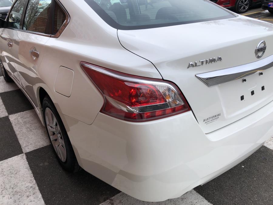 2013 Nissan Altima 4dr Sedan 2.5 S, available for sale in Waterbury, Connecticut | National Auto Brokers, Inc.. Waterbury, Connecticut 2013 Nissan Altima 4dr Sedan 2.5 S, available for sale in Waterbury, Connecticut | National Auto Brokers, Inc.. Waterbury, Connecticut