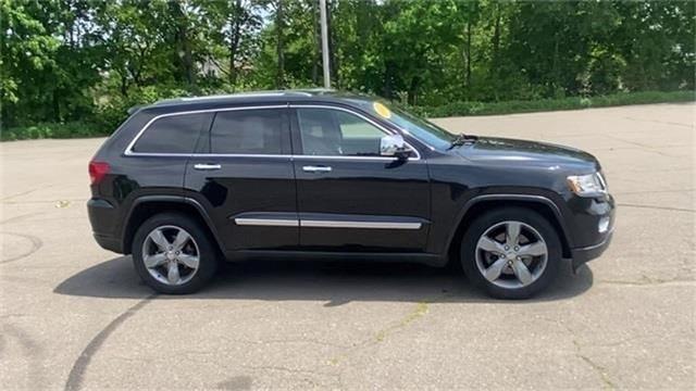 2013 Jeep Grand Cherokee Overland, available for sale in Stratford, Connecticut | Wiz Leasing Inc. Stratford, Connecticut 2013 Jeep Grand Cherokee Overland, available for sale in Stratford, Connecticut | Wiz Leasing Inc. Stratford, Connecticut